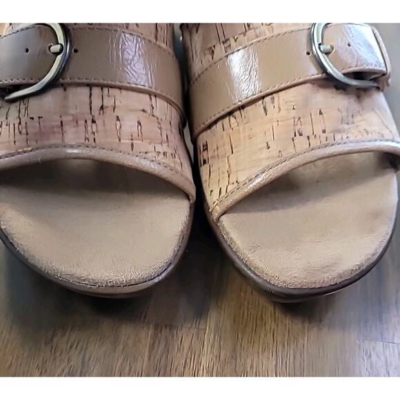 A2 by Aerosoles Cork Wedge Comfort Sandals Tan Women’s 8 GUC - Picture 7 of 10